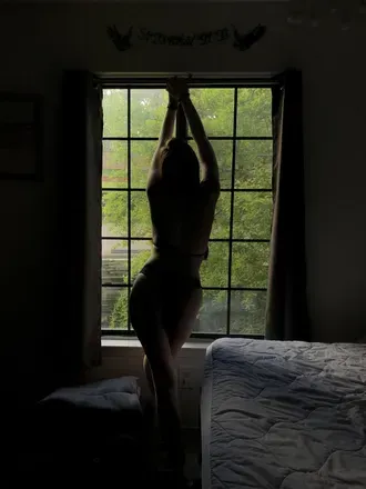 Luna (@twilightprncess) OnlyFans profile photo