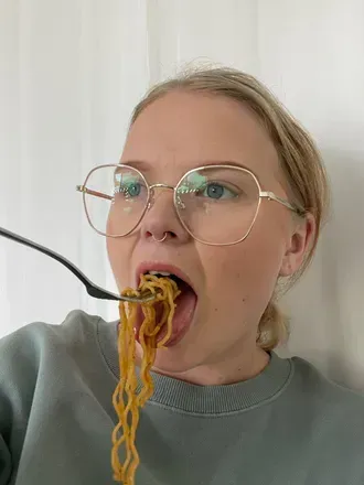 Hiana Turst (@u110486796) OnlyFans profile photo