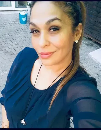 Ms.Laura (@u127017696) OnlyFans profile photo