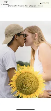 Crystal and Rey (@u135522126) OnlyFans profile photo