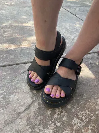 Lilli savage (@u165502975) OnlyFans profile photo