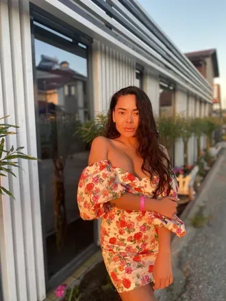 Elina Kim (@u177806242) OnlyFans profile photo