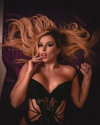 Crystal Desiree (@u180700847) OnlyFans profile photo