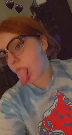 HolySmokesSmoking (@u182822875) OnlyFans profile photo
