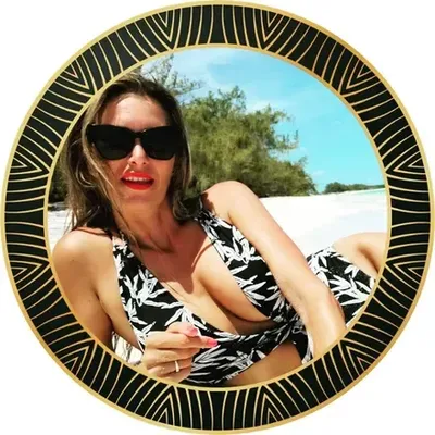 Olivia Lush (@u194868130) OnlyFans profile photo