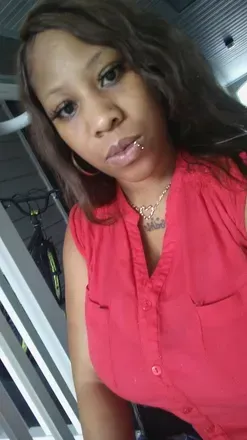 YellaBoneZ (@u41979897) OnlyFans profile photo