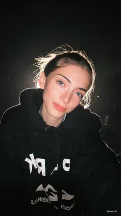 JustcallmeAsh (@uhhyeahitsash) OnlyFans profile photo