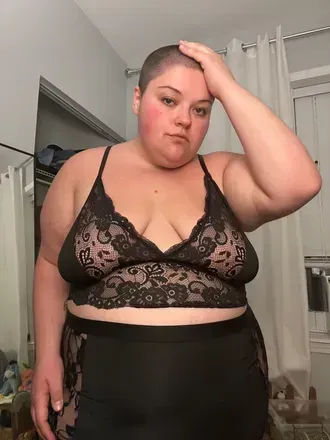 June (@underthejunemoon) OnlyFans profile photo