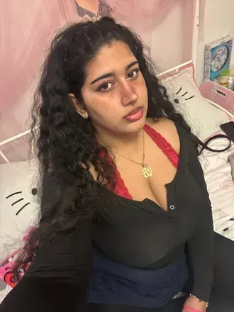 Tanvi (@urindianbae) OnlyFans profile photo