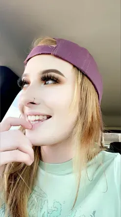 Velvet Sin (@velvetsin) OnlyFans profile photo