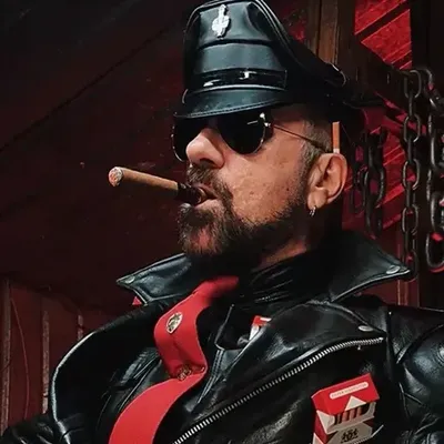 Tom Miller (@verbaldaddy) OnlyFans profile photo
