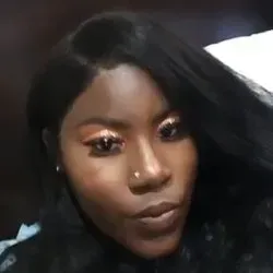 Shaee (@vibewithshaeee) OnlyFans profile photo