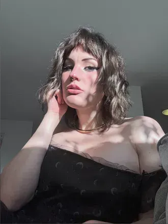 Pixie (@violetpixie) OnlyFans profile photo