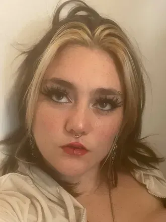 Mary (@virgin3mary) OnlyFans profile photo