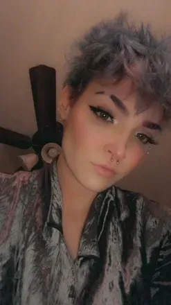 Jewls (@walking_tragedy) OnlyFans profile photo