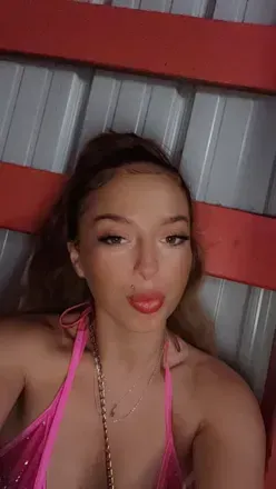 Porscha (@wetkissessss) OnlyFans profile photo