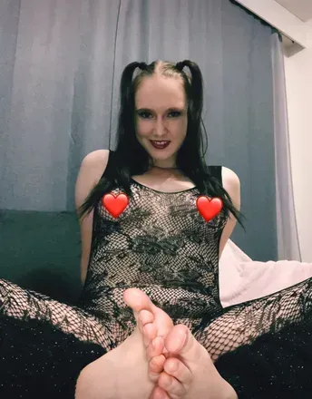 Ina (@xlittleina) OnlyFans profile photo