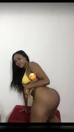 Yolanda (@yolicandy) OnlyFans profile photo