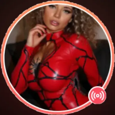 @yololary OnlyFans profile photo