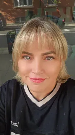 Vanessa Doval (@youngcougar69) OnlyFans profile photo