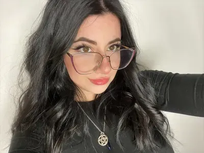 @yourgirlfriendval OnlyFans profile photo