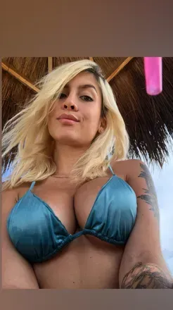 Mia Stone (@yourunikorn) OnlyFans profile photo