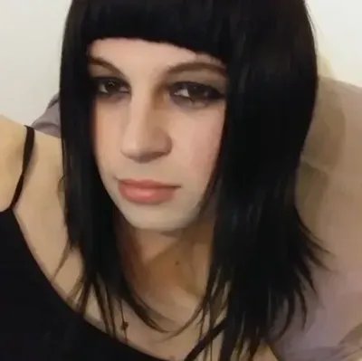 Zena (@zena77) OnlyFans profile photo